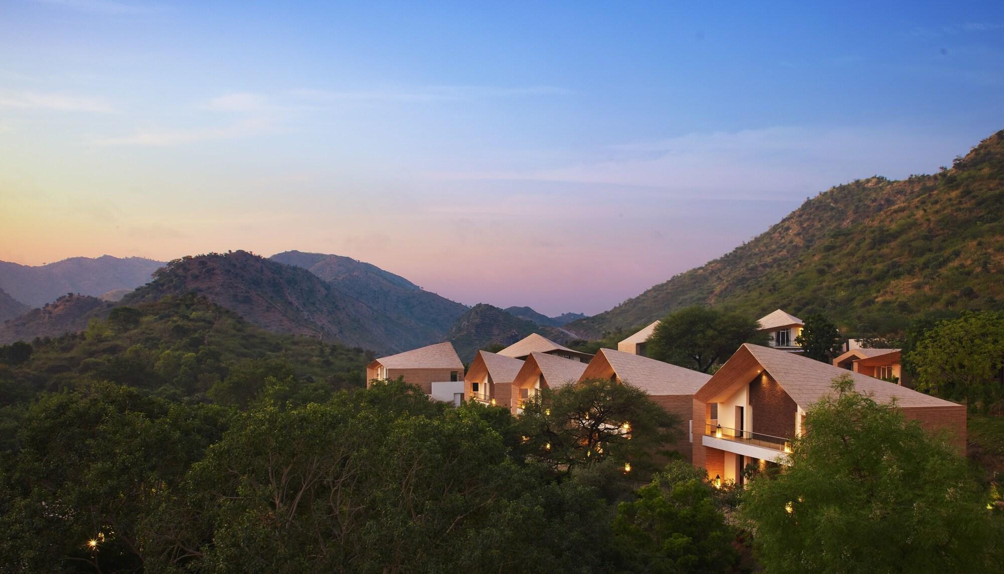Taj Aravali Resort & Spa Udaipur Exterior foto
